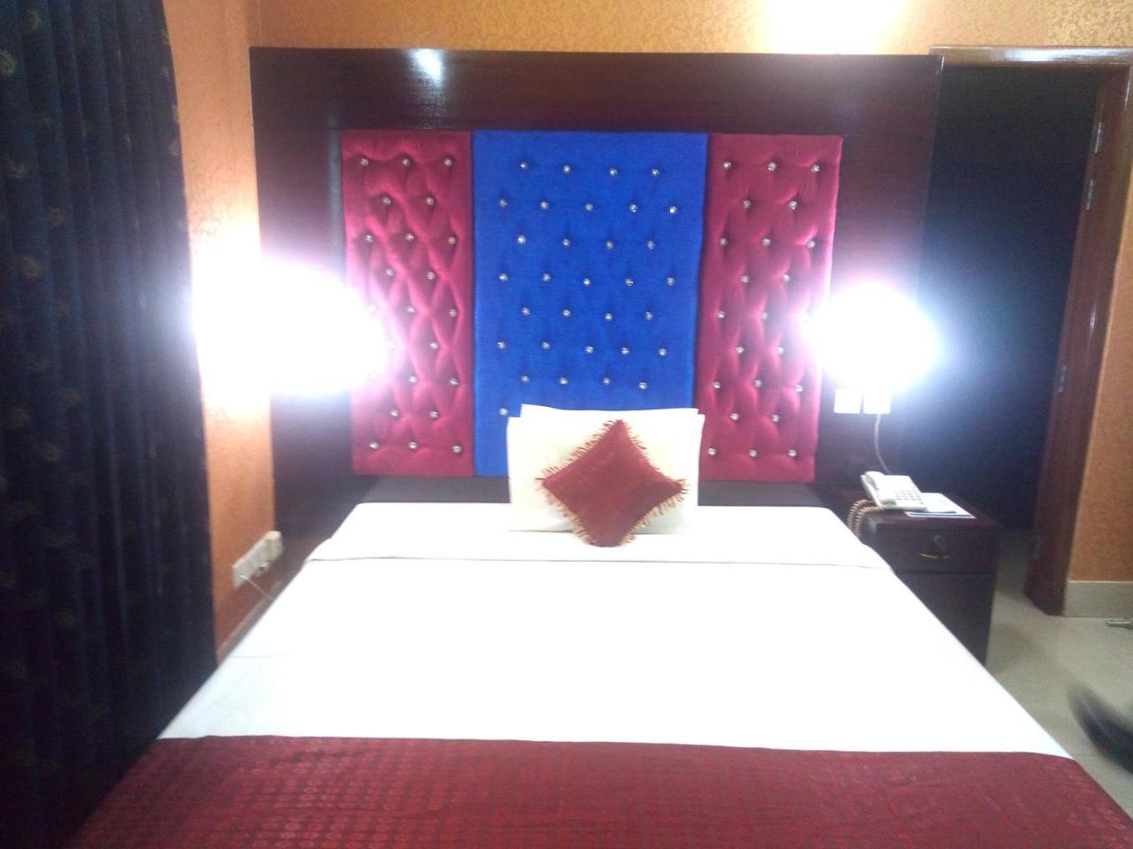 Hotel Lake View Plaza Dhaka Eksteriør billede